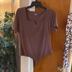 Super cute Brown Bodysuit 🎃